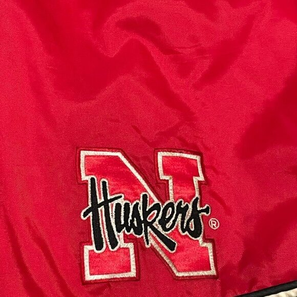 Vintage University of Nebraska Cornhuskers College 1990s Puffy Hooded Jacket - Picture 5 of 9